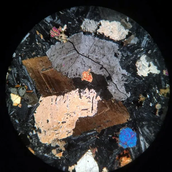 Essexite Slide