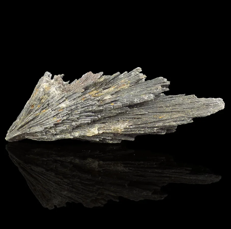 Kyanite - Black