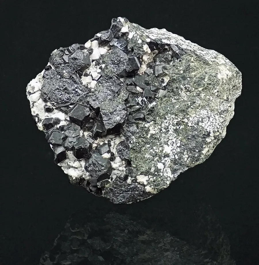Garnets (Andradite)
