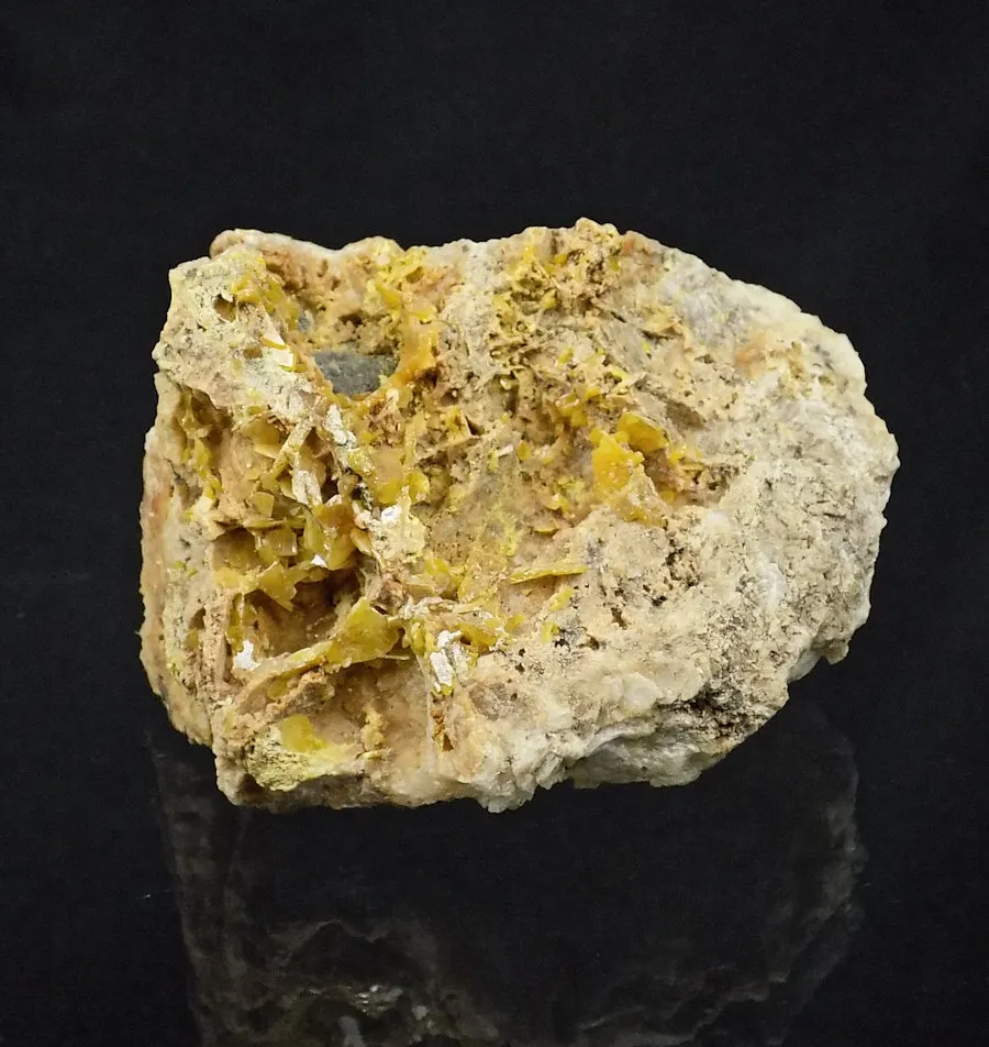 Wulfenite